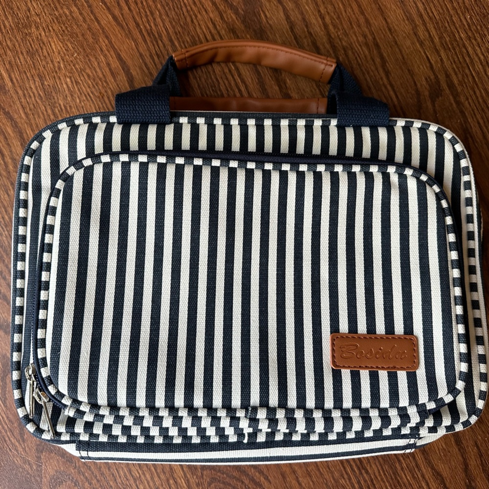 Hanging Toiletry Bag